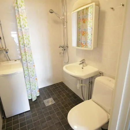 And Spacious For 4 * Oulu