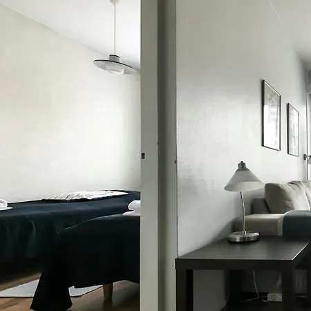 And Spacious For 4 Apartament