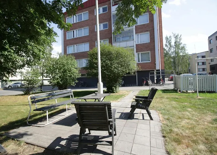 アパート And Spacious For 4