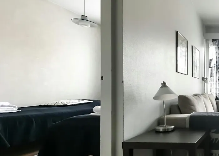 And Spacious For 4 アパート